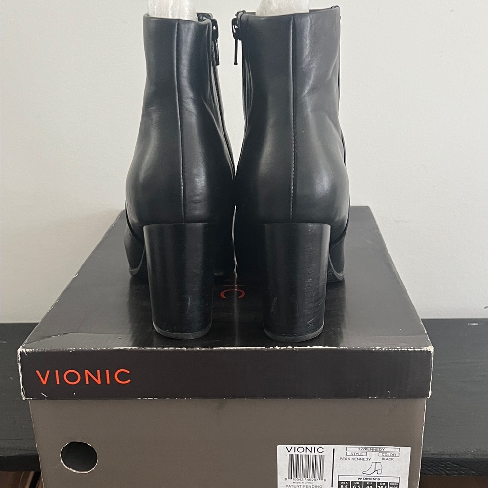 Vionic Perk Kennedy Women's Classic Black Heeled Boots - Picture 3 of 3